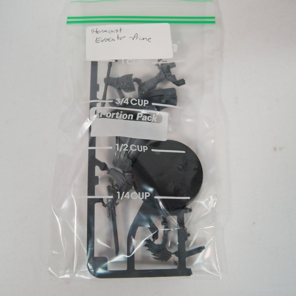 Warhammer Age Of Sigmar Stormcast Evocator-Prime GW OOP New On Sprue